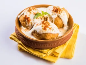 Dahi Vada[ 2 pic]
